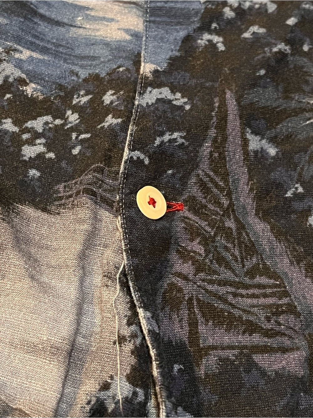 Tommy Hilfiger Navy, Red & White Logo Collar Button-Up - Picture 6 of 7